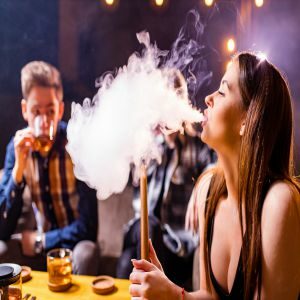 Kinh nghiệm hút shisha không bị sặc